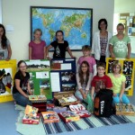 Flohmarkt von Kindern in der Grundschule Süd-Ost in der letzten Schulwoche