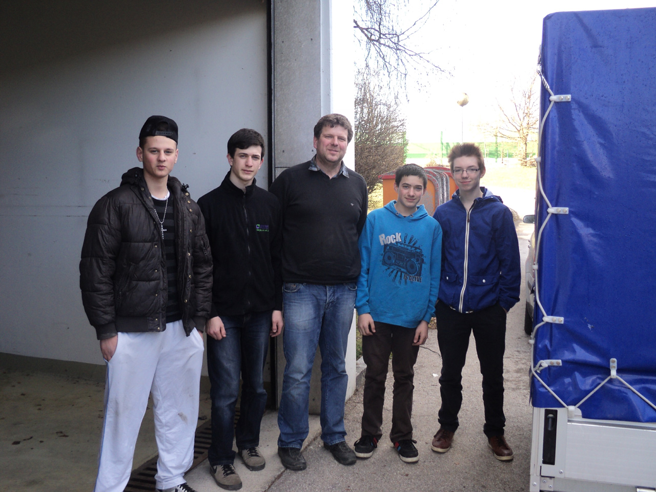 Starkes Transportteam in München: Paolo, Tobias, Michael, Joachim, Jasni