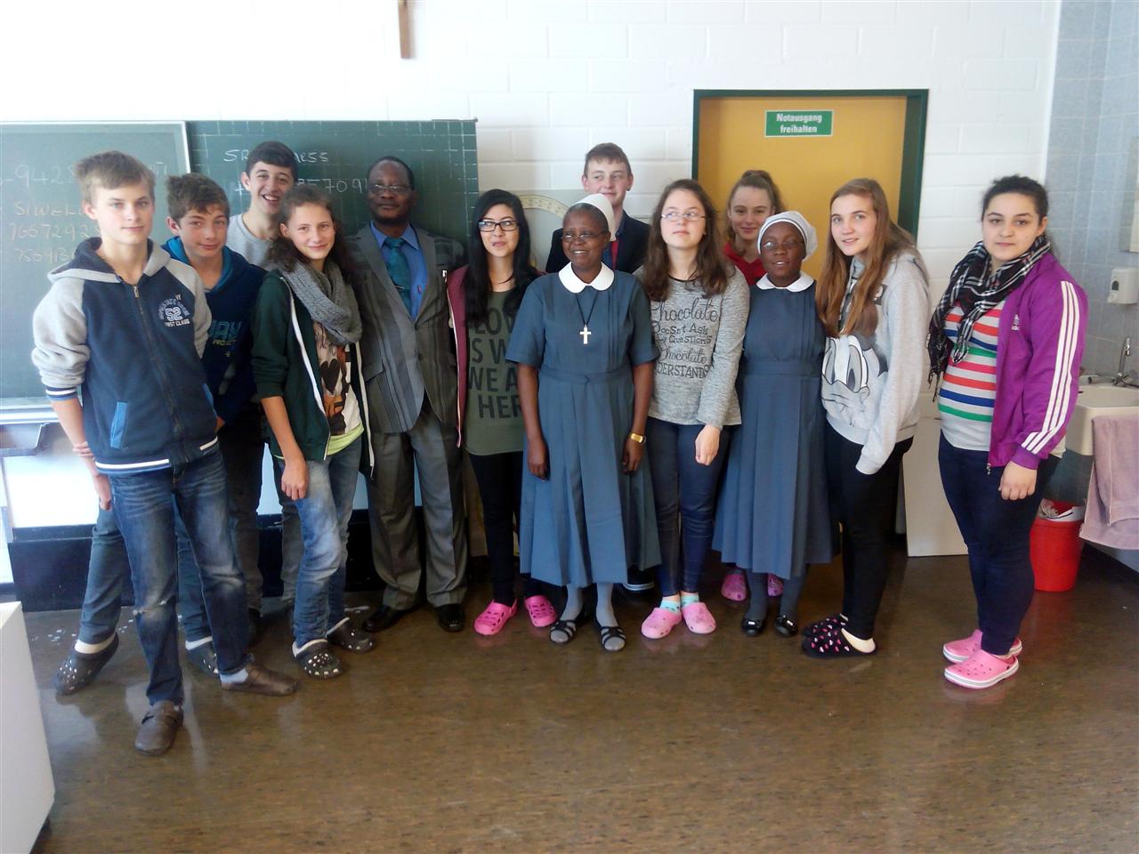 Besuch in der Heinrich-Sinz-Schule