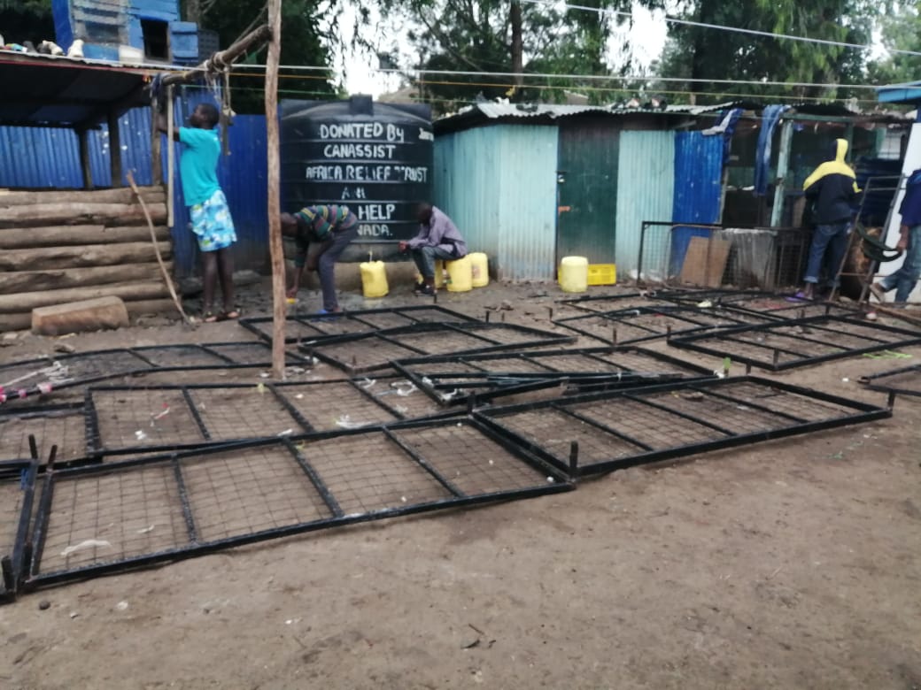 Krise im Straßenjungenheim in Kenia (Nairobi)