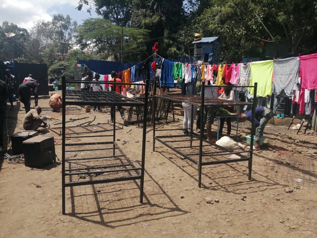 Krise im Straßenjungenheim in Kenia (Nairobi)